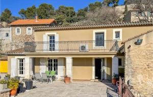 Maisons de vacances Nice Home In La Roque-sur-pernes With Outdoor Swimming Pool, Wifi And 4 Bedrooms : photos des chambres
