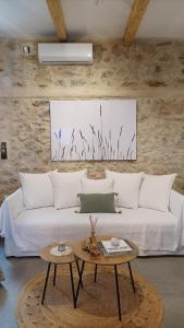 Pyrrichos Stone House