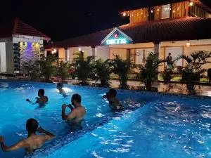 Chirooss resort - Attigundi