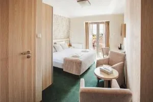 Villa Cannes - يوراتا