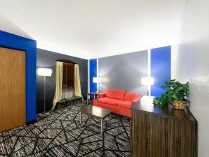 Blaine Town Inn & Suites