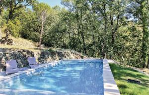 Maisons de vacances Nice Home In Chteauneuf-de-mazenc With Wifi, Private Swimming Pool And Outdoor Swimming Pool : photos des chambres