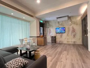 寬品居站前電梯民宿近花蓮火車站好停車寵物友善Kuan Pin Ju B&B - Mi-lun
