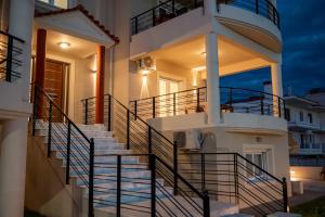 Konstantinas Luxury Apartment