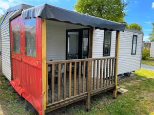 Campings Camping La Chenaie : photos des chambres