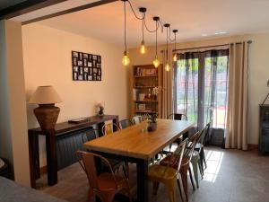 Maisons de vacances Honfleur - grande maison familiale avec jardin : photos des chambres