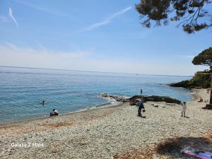 Appartements Beau studio / Clim / Parking / Plage a 200 m : photos des chambres