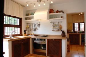 Finca Casa Rubi with Pool and ocean view