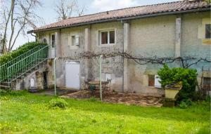 Gorgeous Home In Coutras With Wifi