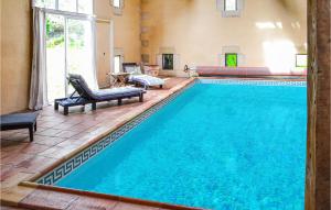 Maisons de vacances Amazing Home In Coutras With Indoor Swimming Pool, Wifi And Swimming Pool : photos des chambres