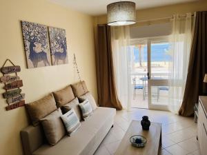 Julias Beach Retreat