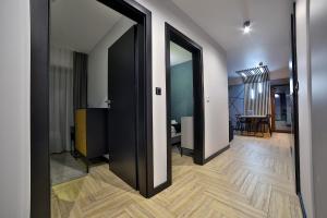 Apartament33 Luxury View Centralny Widok na jezioro sauna, siłownia - 100 metrów od Jeziora Czorsztyńskiego i ścieżki rowerowej Velo Czorsztyn obok Kluszkowce Ski
