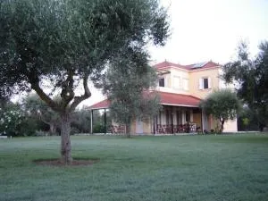 Phyllida Guest House - A1 - Kakóvatos