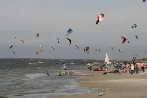 Stacaravanverhuur Kroon chalet B-10 - 欣德洛彭