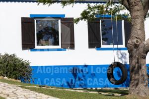 Hilltop Blue Village by ACasaDasCasas