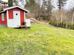 6 person holiday home in HAKENÄSET-By Traum