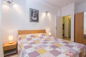 Nilas Place