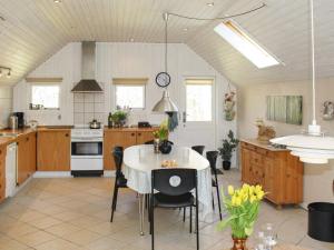 6 person holiday home in Hadsund-By Traum
