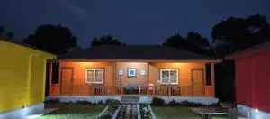 The Laughing Woods AC Resort - Yedapalli