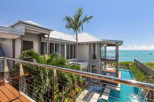 Anusara - Airlie Beach