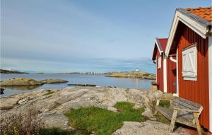 7 Bedroom Gorgeous Home In Bohus-Björkö