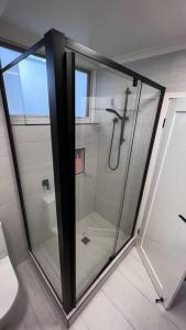 Large Toorak Village luxurious Apartment 20% OFF