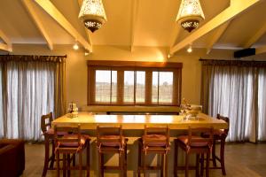 Country House at Kay & Monty