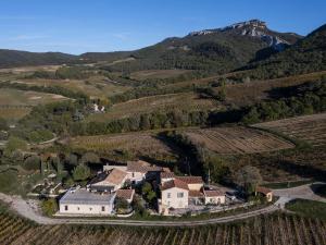 Maisons de vacances Comfortable cottage in an exceptional country house, Gigondas : photos des chambres