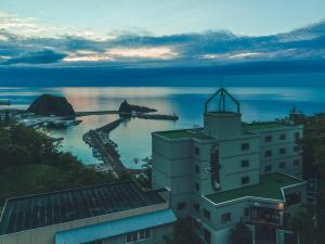 Shiretoko Yuhi No Ataruie Onsen Hostel