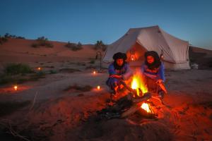Exclusive "Les Hommes Bleu" Camp - Dar Azawad Unique Experience