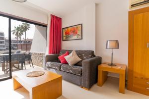 Oceanfront Tenerife South Albatros 145