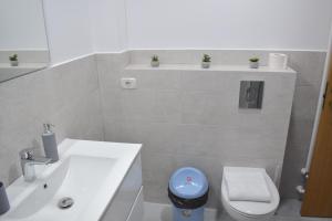 Cosy&Minimalistic Apartments - Haret Building