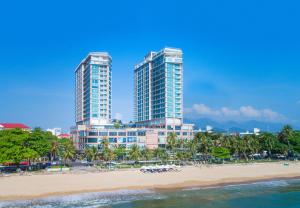 Diamond Bay Hotel