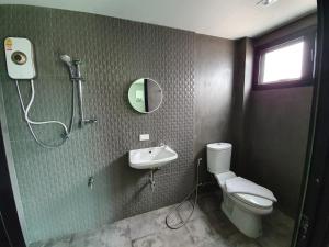 Baan Wualamphong บ้านวัวลำพอง