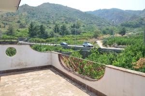 Gole DellAlcantara Villa Lucia