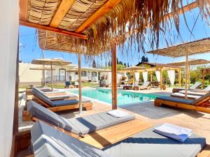 Villa Evaggelia Sidari with private pool by DadoVillas