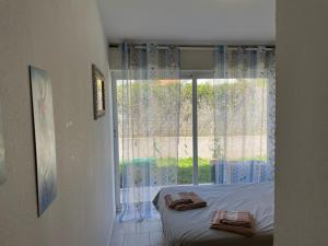 Villas VILLA 4*, Piscine privee et acces direct a la Mer. : photos des chambres