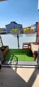 Friends - Mieszkanie 53m2 - dwie kawalerki z łazienką - Borowiec 