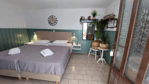 OLD TOWN TALES apartments