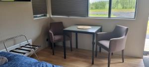 New and well furnished studio apartment for two 30 km from Kirkjubæjarklaustur Perfect place to stay at right between Black beach and Jökulsárlón