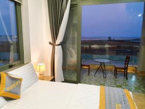 Seaside Hotel - Rach Gia