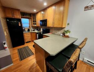 Paradise in heart of Poconos FaSt InTeRnEt Close toAttractions