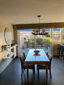 Maisons de vacances Agreable et spacieuse maison centre ville Saint-Omer : photos des chambres