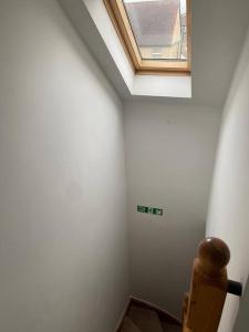 Amazing 4 bed Contractor hub