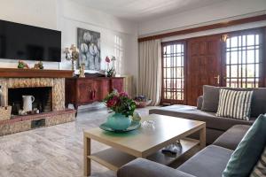 Μεζονέτα στο κύμα