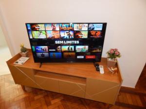 Charmoso e espaçoso 2 Qts à 4 minutos a pé do Mar