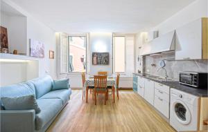 obrázek - Beautiful Apartment In Monterosso With Wifi