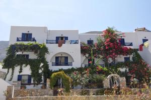 Nostos Studios Amorgos Greece