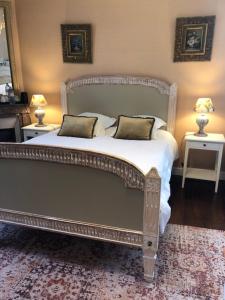 Maisons d'hotes Le clos st Justin : Chambre Familiale avec Baignoire