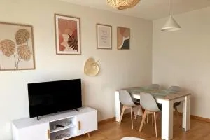 Apartamento MEDIODIA - Parking incluido, céntrico y tranquilo - Santa Isabel